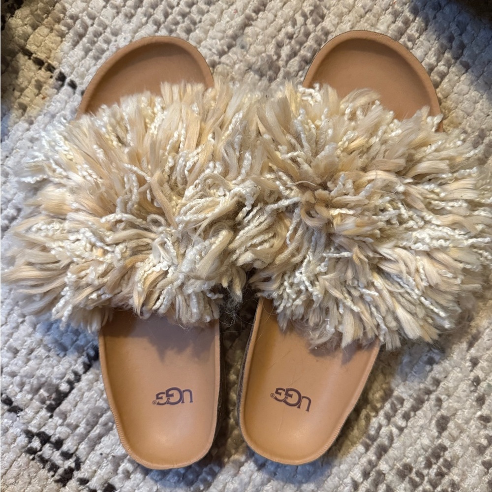 UGG Women's Tan Fluffy Slippers